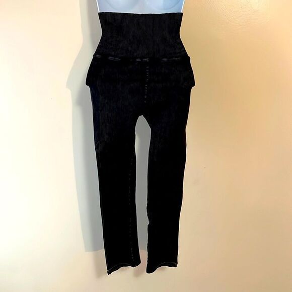 NWOT Free People Happiness Leggings Sz M/L - Picture 4 of 4